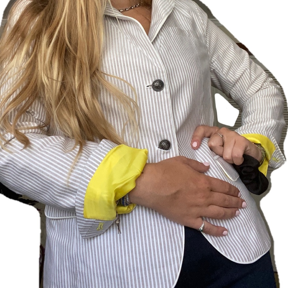 GAP GREY BLAZER WITH LEMON HIGHLIGHTS